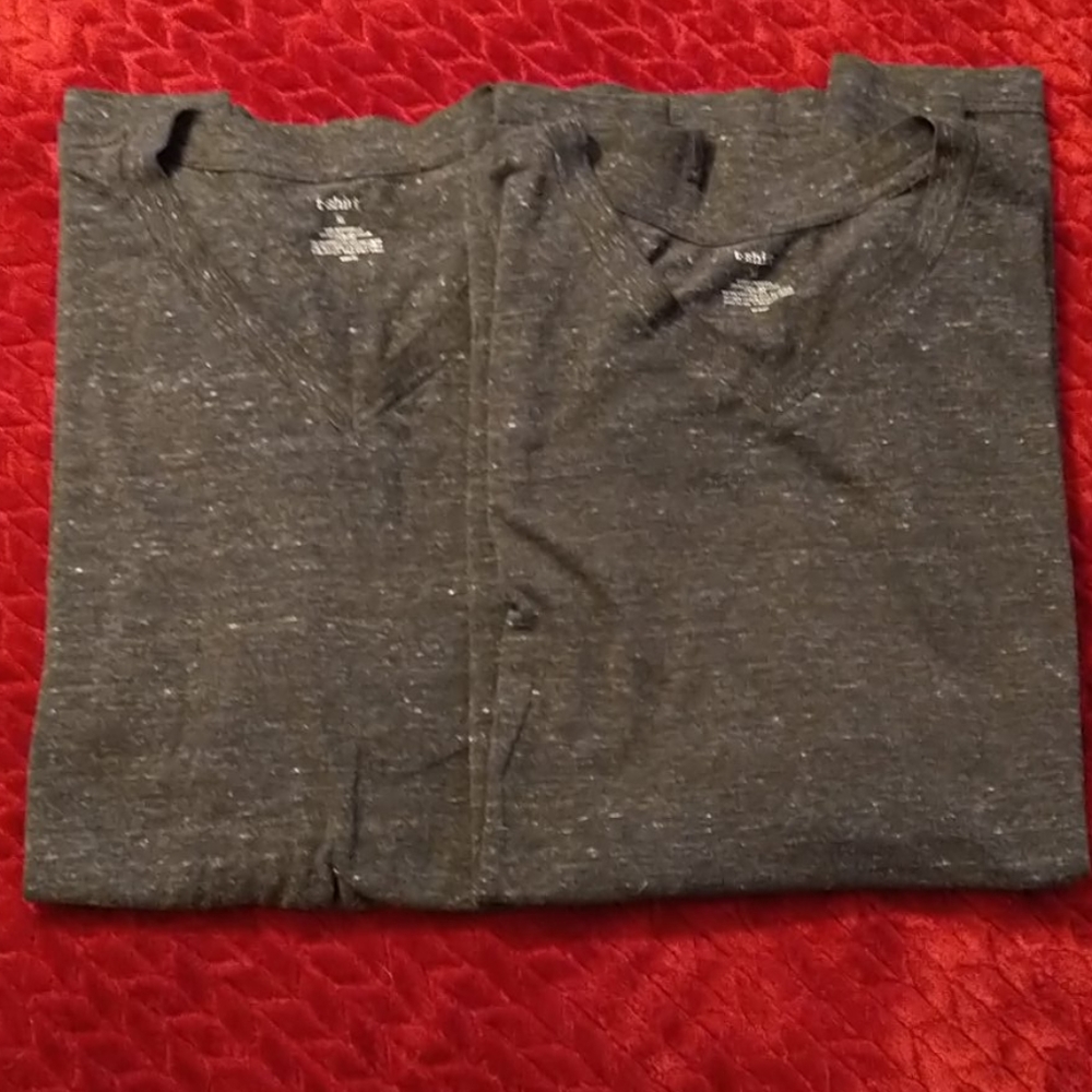 Two* Mens feathered, dark grey V- T-shirts
